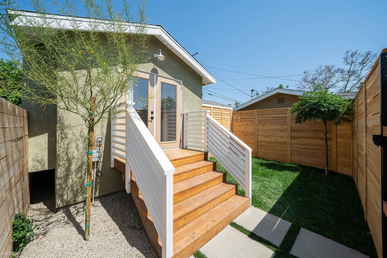 Primary Photo - 1 br, 1 bath House - 2318 alta st