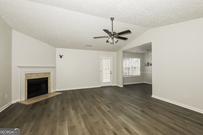 Foto del edificio - 9555 Fairway Turn