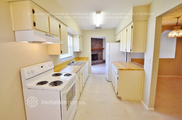 Foto del edificio - 1419 Marigold Dr