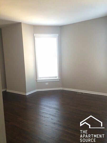 Foto del edificio - 3435 N Elaine Pl
