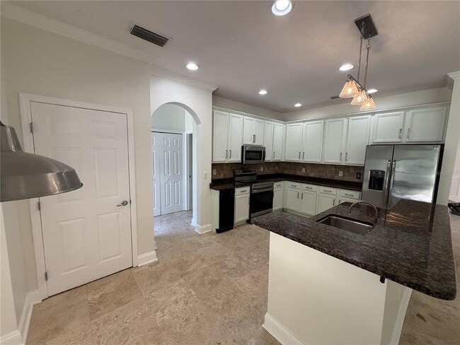 Building Photo - 10882 Cory Lake Dr