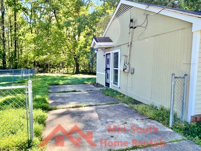 Foto del edificio - 4258 Briarberry Ln