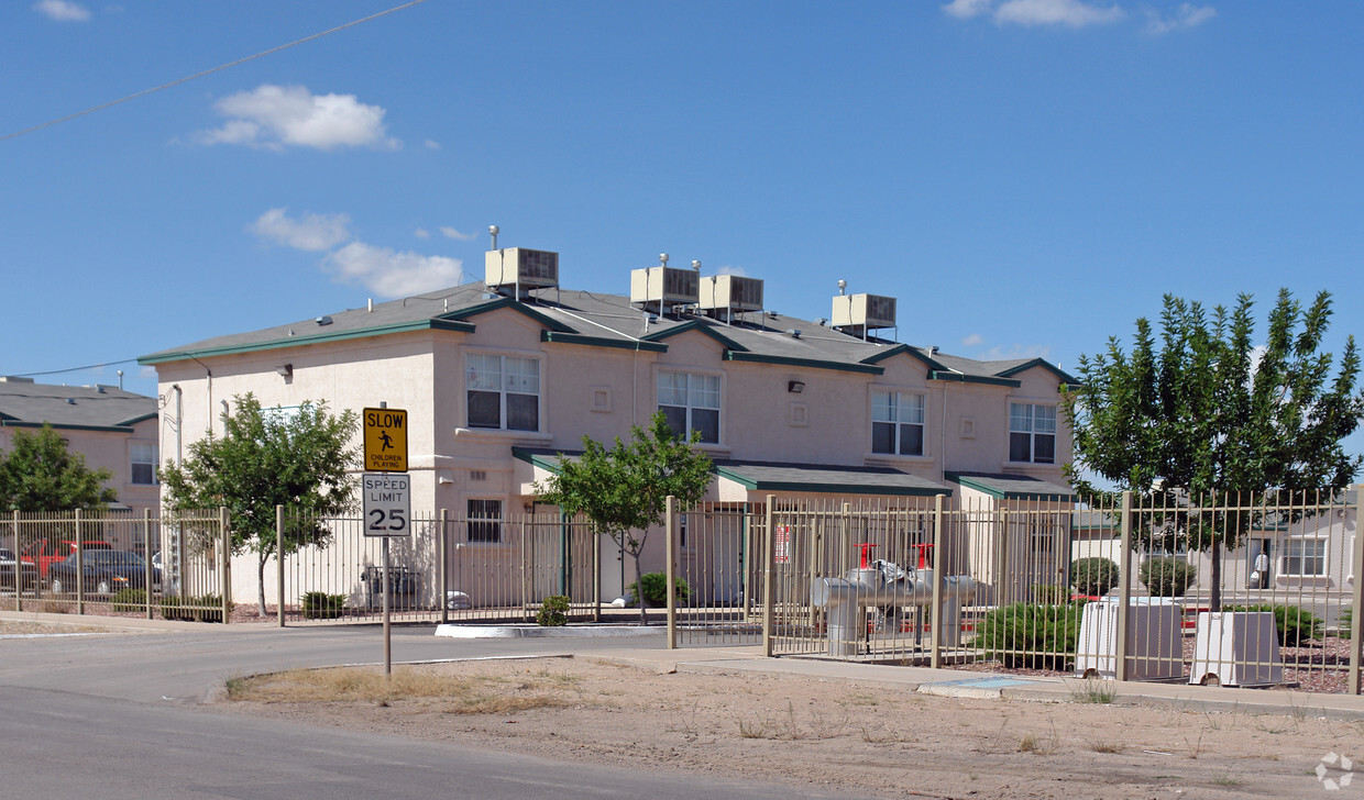 Primary Photo - Mission Pass Apartments