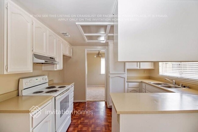 Building Photo - 6036 Sun Dial Way