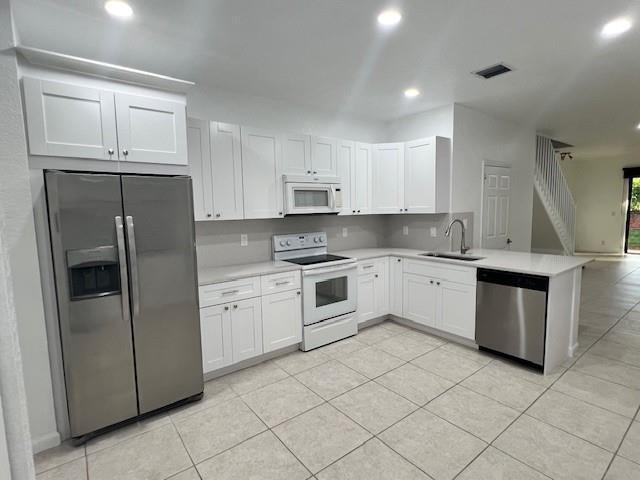 Foto del edificio - 4150 Forest Dr