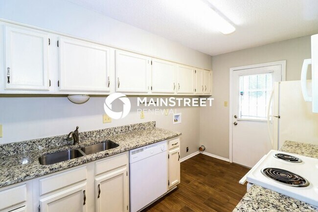 Foto del edificio - 3 Bedroom Pet-Friendly Home in Memphis, TN...