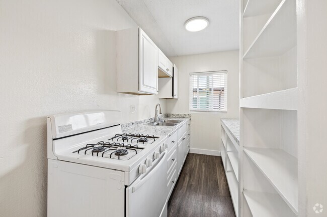 1 habitación, 1 baño - 548 pies cuadrados - Cocina - Marine Bay Apartments