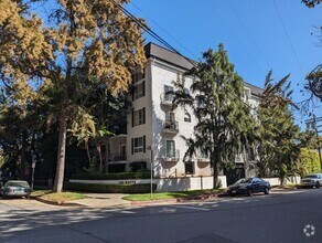 Building Photo - 100 N Wetherly Dr