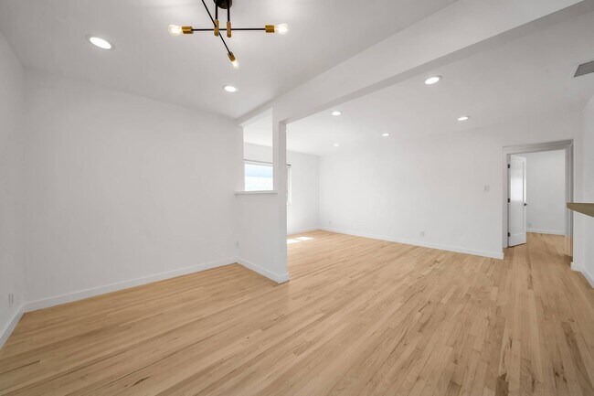 Dining Room - 4225 Beethoven St