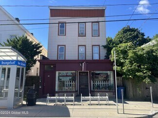 Building Photo - 92 Ontario St
