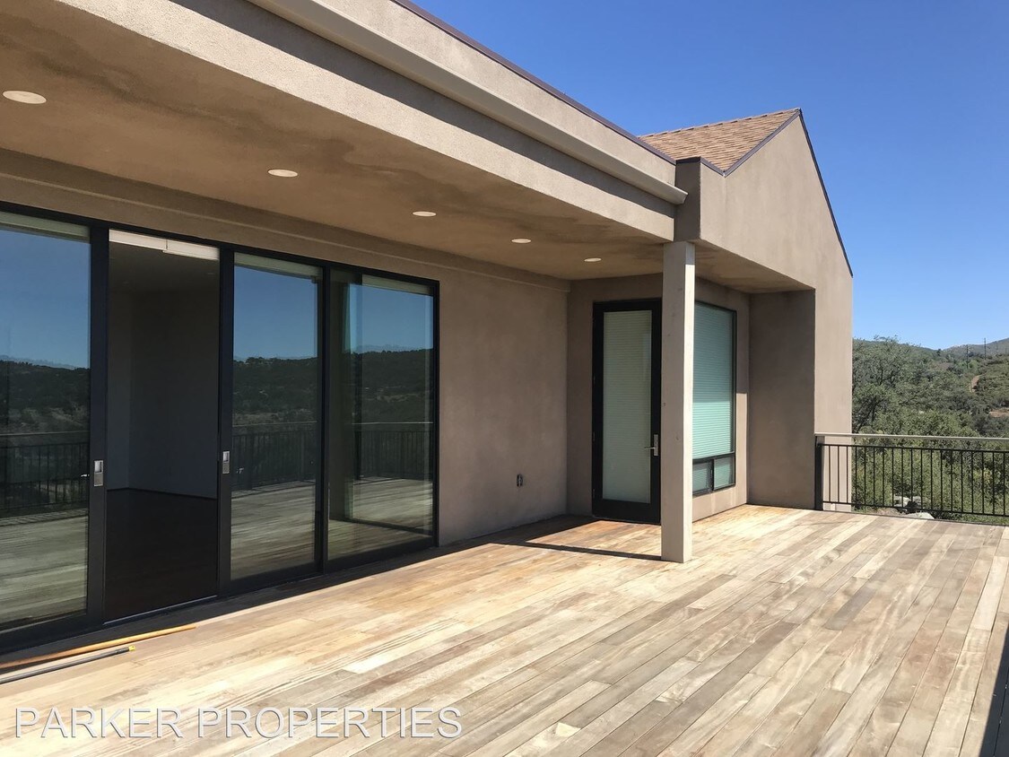 Foto principal - 3 br, 2.5 bath House - 10402 Burrell Way