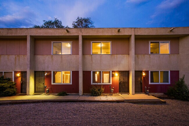 Building Photo - 12616 Copperwood Dr NE