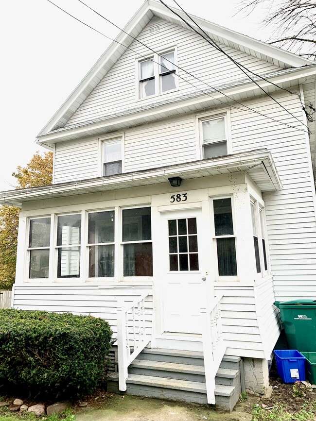 Building Photo - 583 Ridge Rd