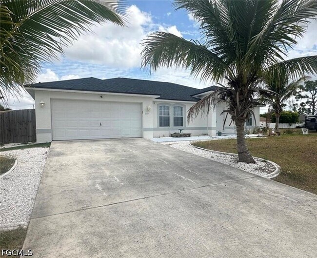 Foto del edificio - 2115 NW 19th Ave