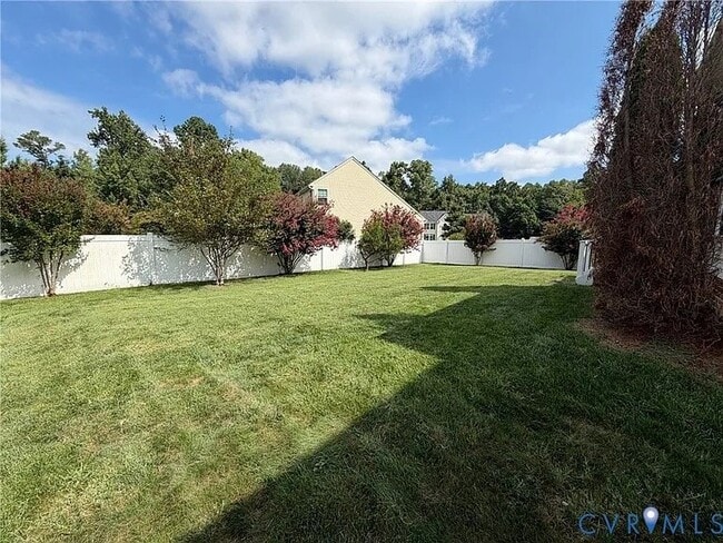 Building Photo - 13336 Castlewellan Dr