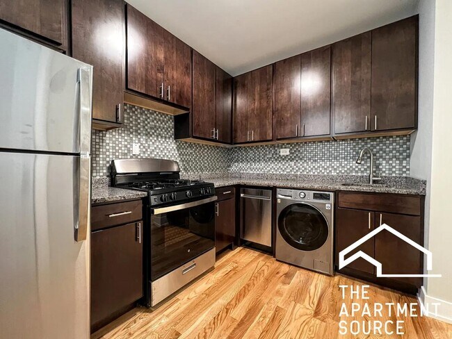 Photo - 4419 N Wolcott Ave (Chicago, IL) Apartment