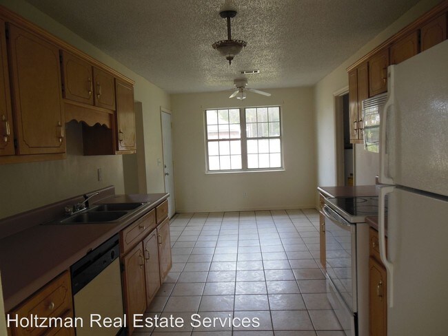 Building Photo - 3 br, 2 bath House - 159 NE Shayna Drive