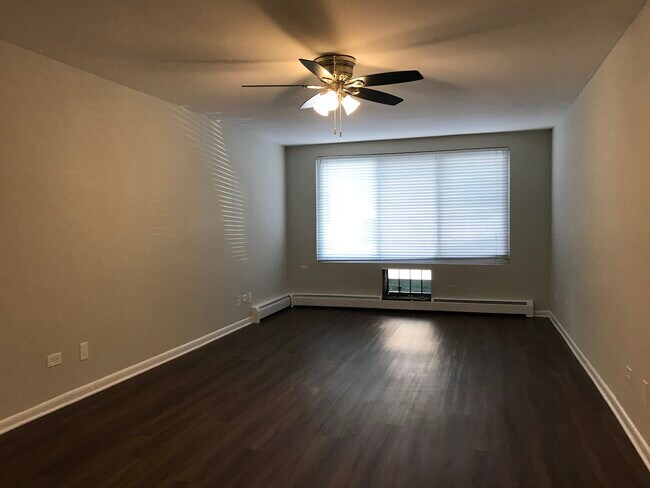Foto del edificio - 2600 W Logan Blvd