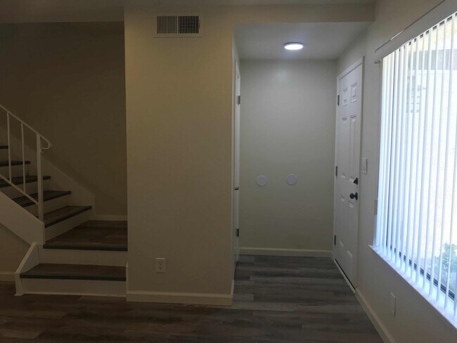 Foto del edificio - 28035 Ridgebluff Ct