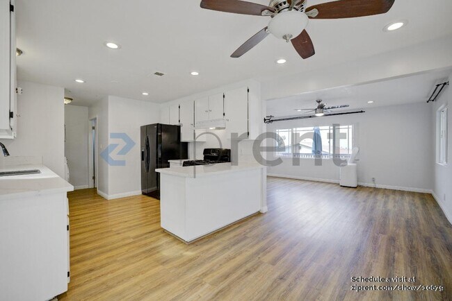 Foto del edificio - 1142 N Alma Ave