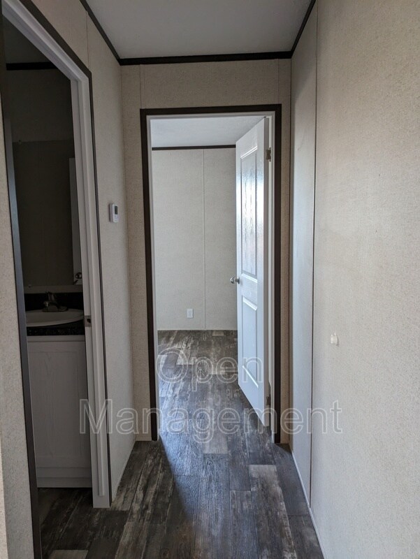 Building Photo - 7534 US-60