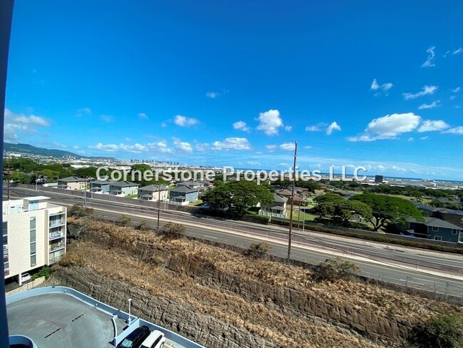 Building Photo - 3045 Ala Napuaa Pl