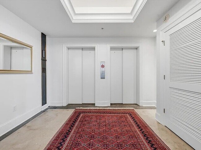 Foto del edificio - 102 Campbell Ave SW