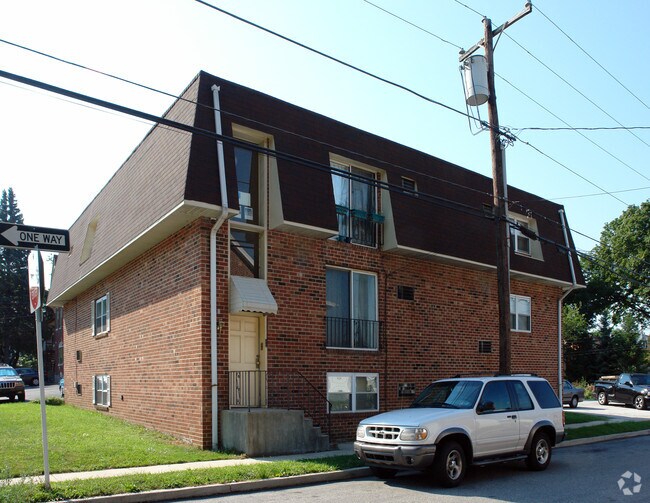 Del edificio B - 926 Fayette St