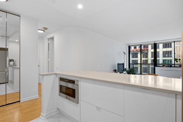 Building Photo - 1 bedroom in NEW YORK NY 10017
