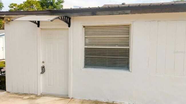 Foto del edificio - 8708 N Edison Ave