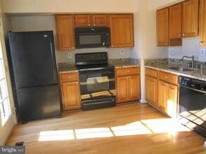 Building Photo - 6953 Compton Ln