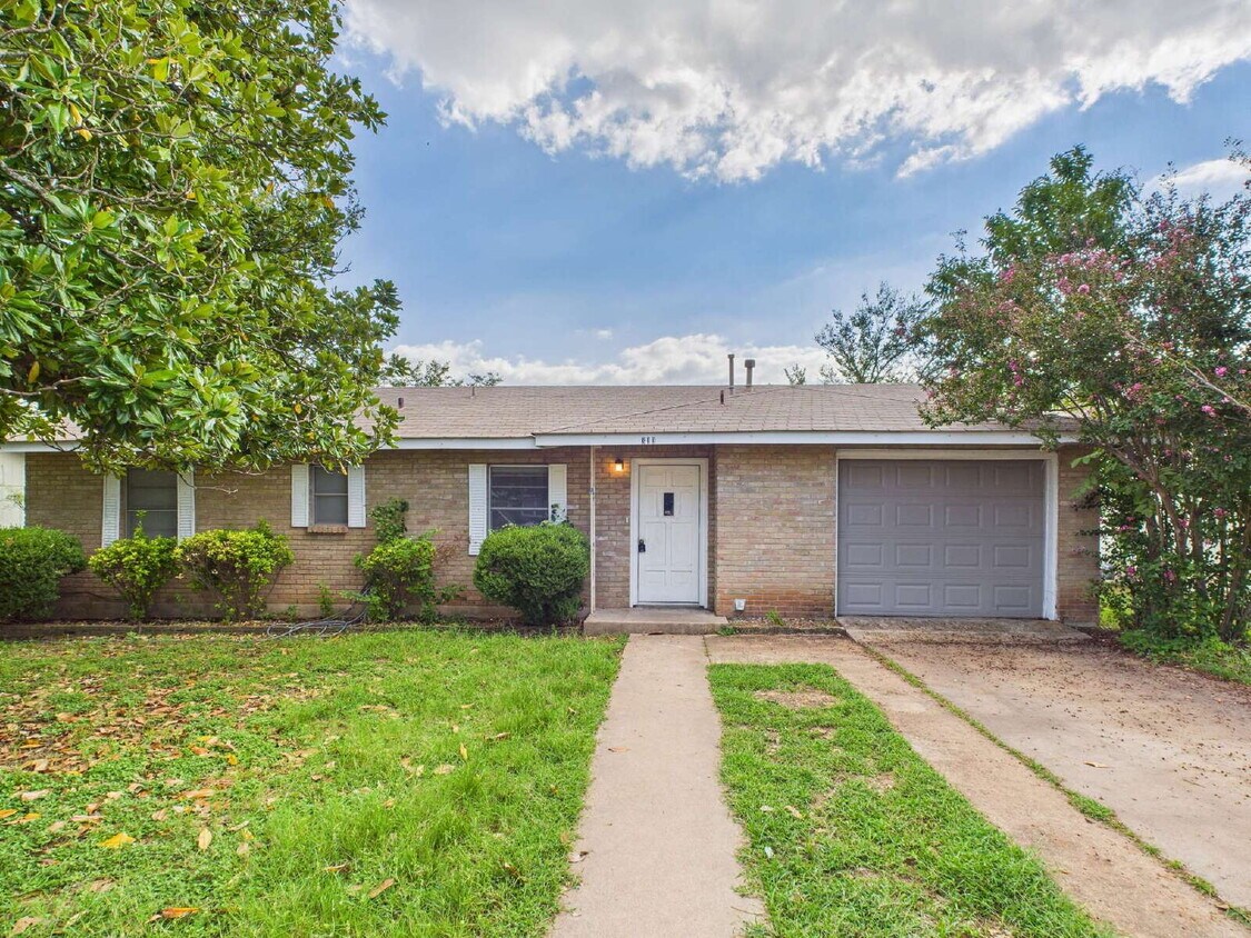 Foto principal - 3/1.5 Home in Established