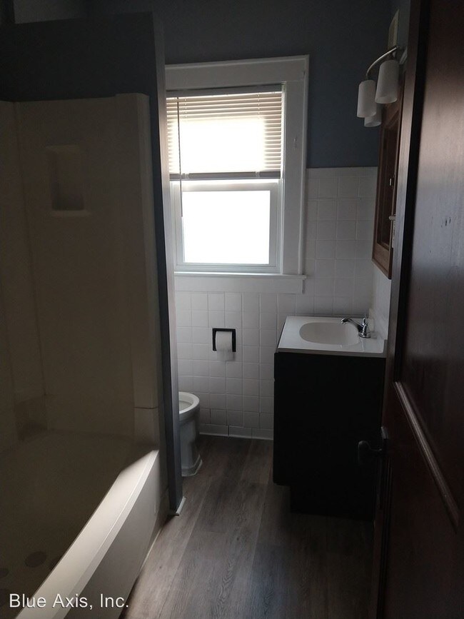 Building Photo - 137 McKinley St