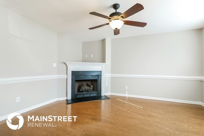 Building Photo - 206 S Eastwood Dr