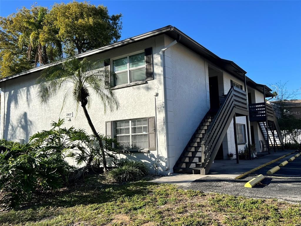 Primary Photo - 2411 W Stroud Ave
