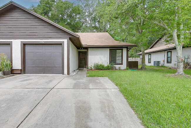 Building Photo - 2136 Derringer Cir W