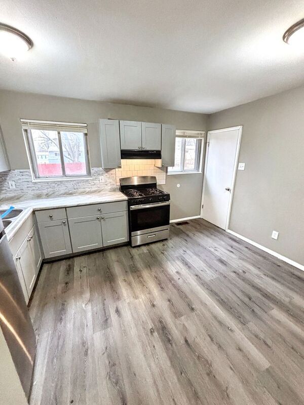 Foto del edificio - 1508 Farmview Ave