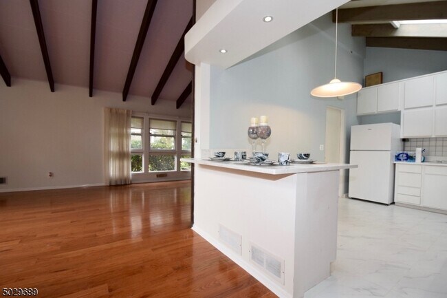 Foto del edificio - 1181 Puddingstone Rd