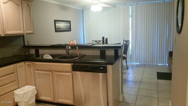 Building Photo - 5500 Ocean Shore Blvd