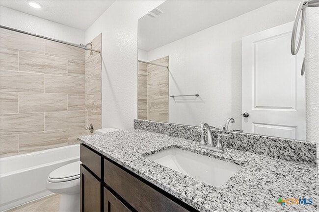 Building Photo - 1242 Lehmann Dr