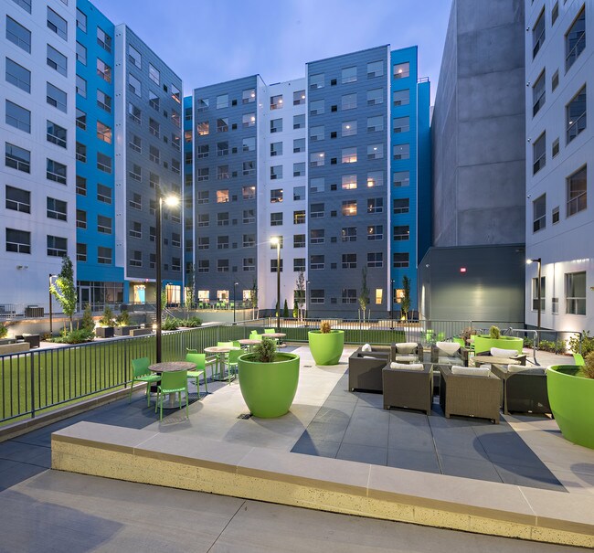 Skyvue Apartments in Lansing, MI