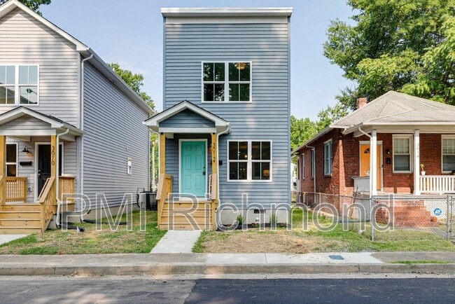 Building Photo - 3012 Groveland Ave