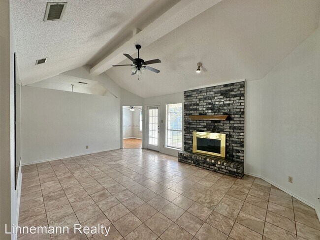 Foto del edificio - 3 br, 2 bath House - 4708 Bluestem Lane