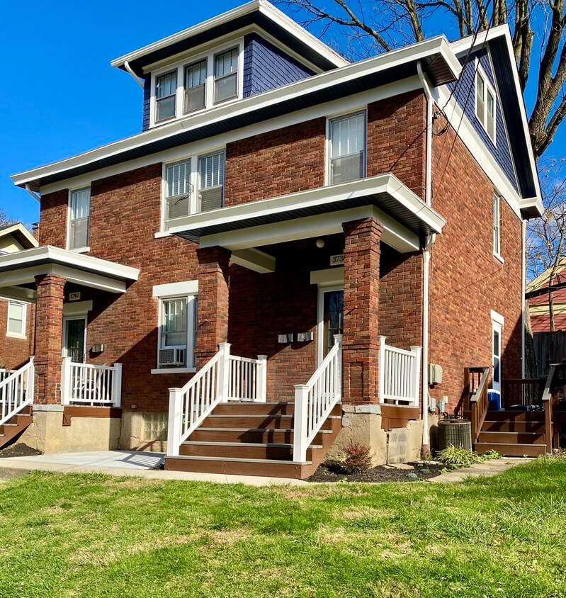 Primary Photo - 3738 Andrew Ave