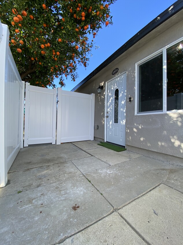 Primary Photo - 22037 Covello St