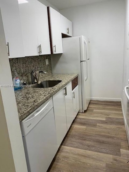 Foto del edificio - 7421 SW 152nd Ave