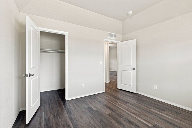 Foto del edificio - 6303 E 123rd St S