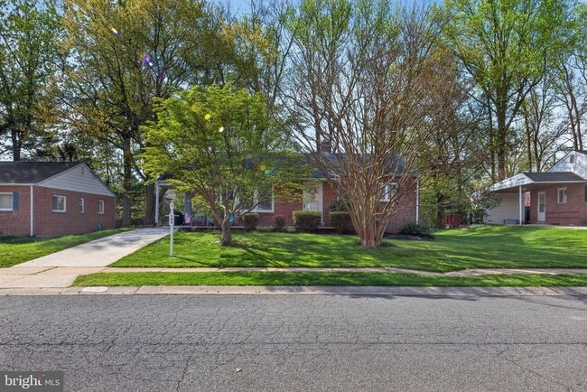 Building Photo - 120 Homewood Rd