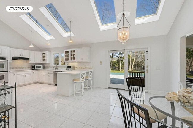 Foto del edificio - 45 White Oak Ln