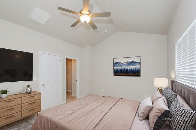 Foto del edificio - 128 Riley Cir